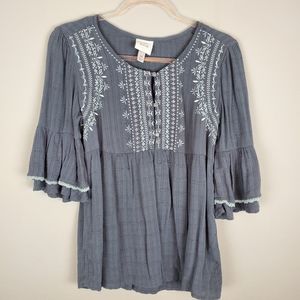 Knox Rose Embroidered Gray Shirt